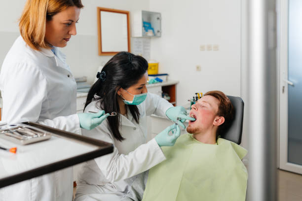 Best Broken or Chipped Tooth Repair in Homeacre Lyndora, PA